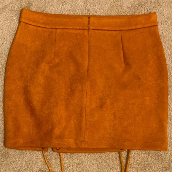 Burnt Orange Polyester Skirt - L - Picture 3 of 5